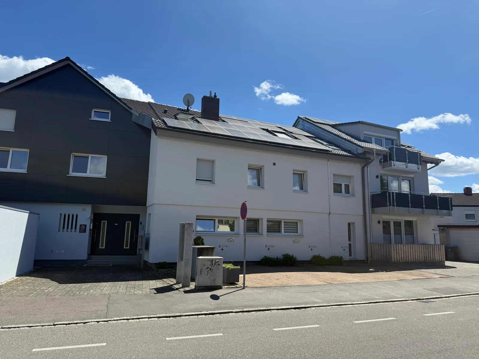 Neubau Mehrfamilienhaus, 3 Wohneinheiten – Ansicht 2